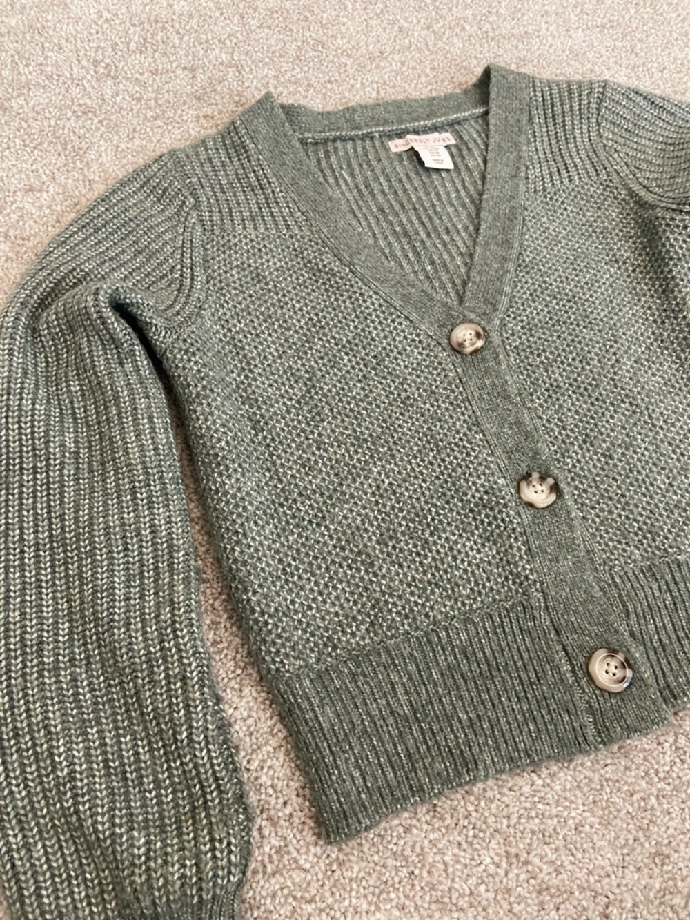 Sincerely Jules Olive Green V-Neck Cropped Button Cardigan XS ๐ค๐ - Picture 4 of 13